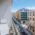 Barnett - 2 Bedrooms And Balcony In Campolide