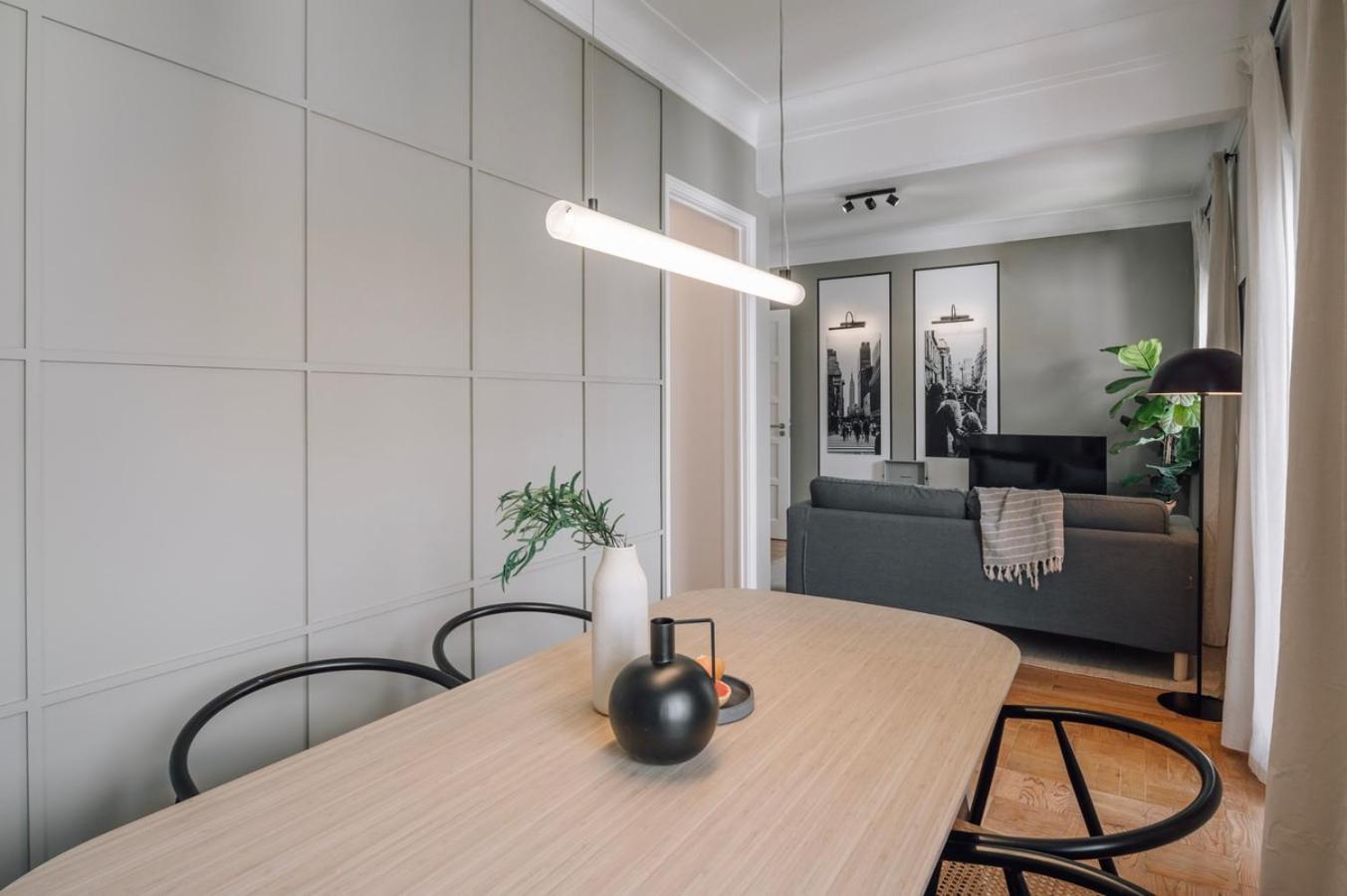 Barnett - 2 Bedrooms And Balcony In Campolide * Lisbon