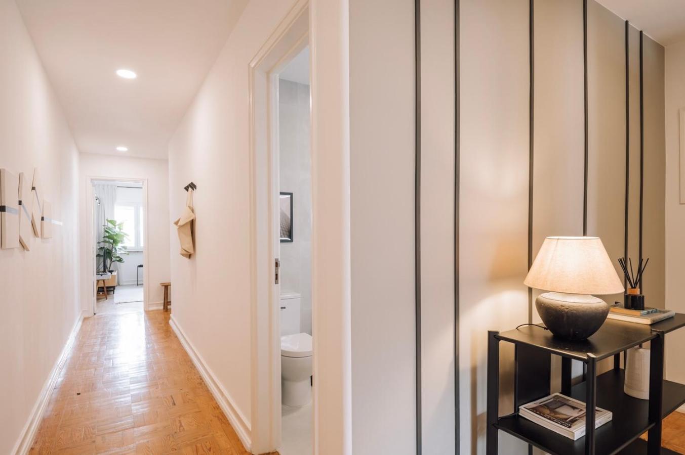Barnett - 2 Bedrooms And Balcony In Campolide
